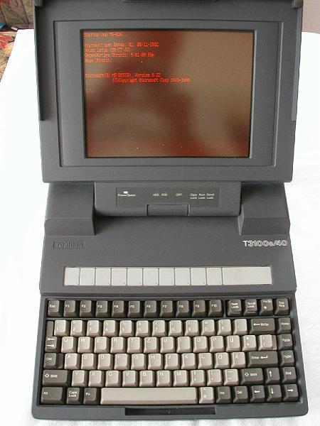 Toshiba T3100e 40 (1).JPG